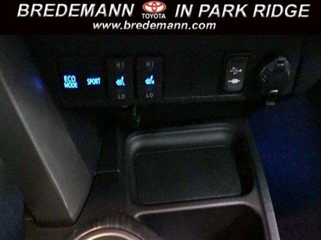 Toyota RAV4 2017 photo 15